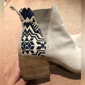 White suede tribal print Toms booties